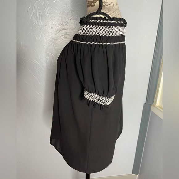 Express Sheer Top Size L - Picture 5 of 11